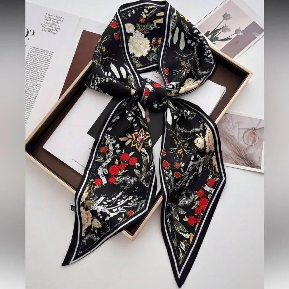 Black Floral bloom Scarf N1428